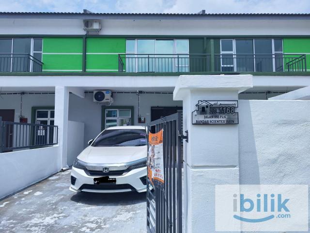 Room for rent in Malaka