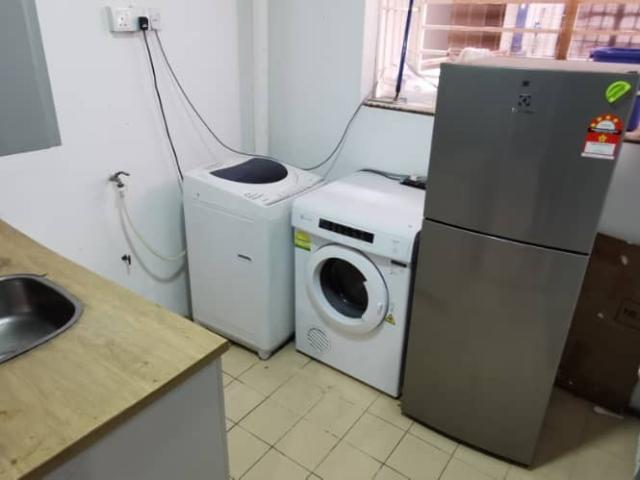 Room for rent in Petaling, Alam Impian