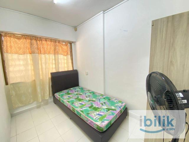 Room for rent in Mukim 13, Georgetown