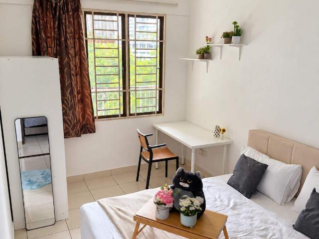 Room for rent in Seksyen 22, Shah Alam
