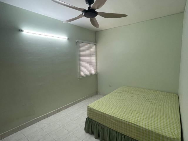 Room for rent in Petaling, Damansara Damai