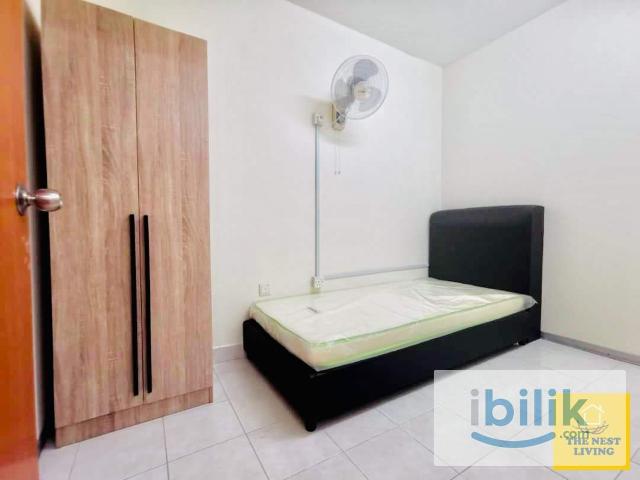 Room for rent in PJU 8, Petaling Jaya