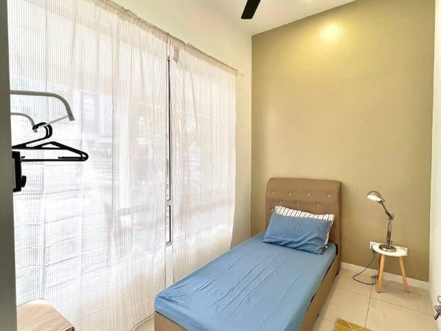 Room for rent in Kajang Plaza, Majlis Perbandaran Kajang