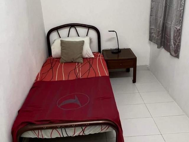 Room for rent in Kajang Plaza, Majlis Perbandaran Kajang