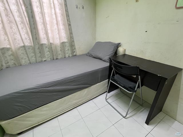 Room for rent in Kajang Plaza, Majlis Perbandaran Kajang