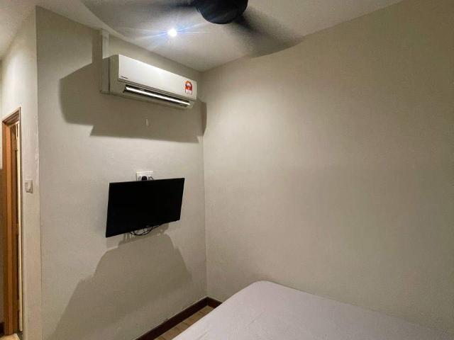 Room for rent in Plentong, Johor