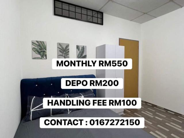 Room for rent in Kampung Baru Kulai, Kulai