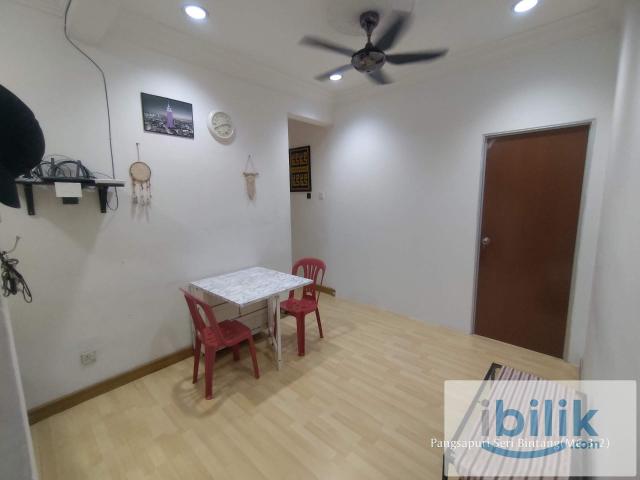 Room for rent in Petaling, Alam Impian