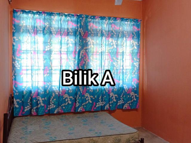Room for rent in Malaka