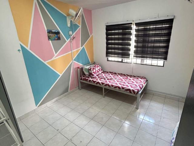 Room for rent in Petaling, Damansara Damai