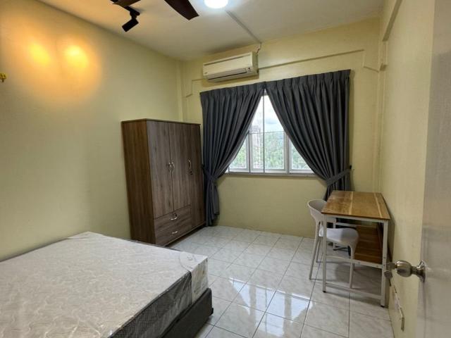 Room for rent in Petaling, Damansara Damai