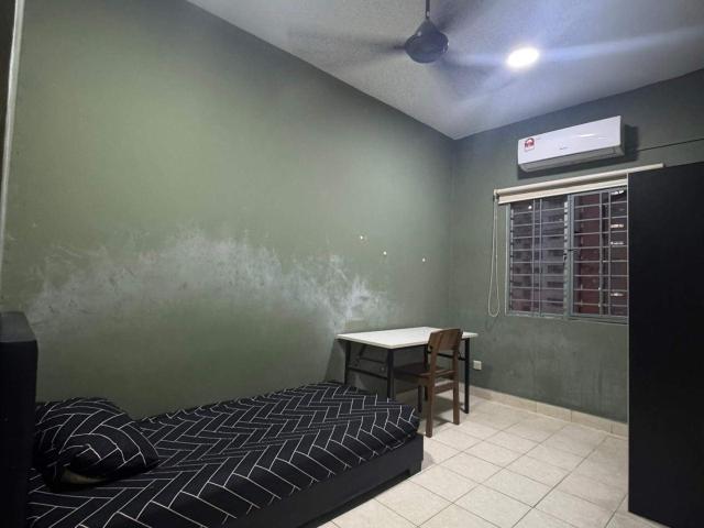 Room for rent in Country Heights Damansara, Kuala Lumpur