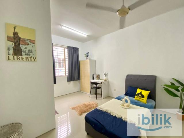 Room for rent in Kajang, Langat