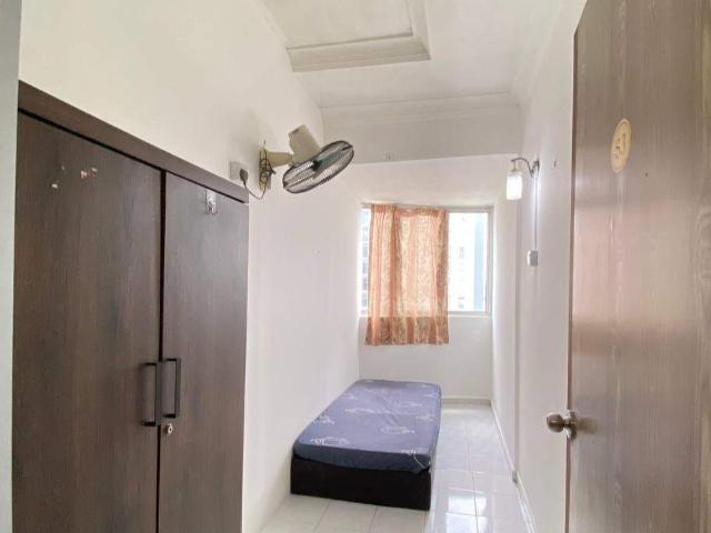 Room for rent in Mukim 13, Georgetown