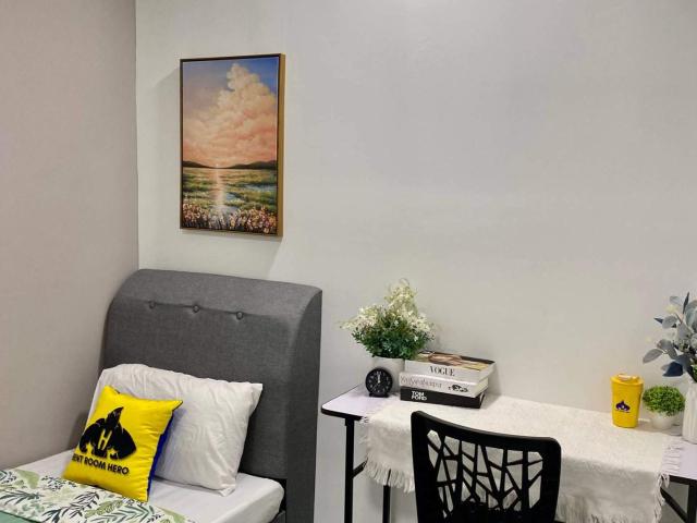 Room for rent in Petaling, Alam Impian