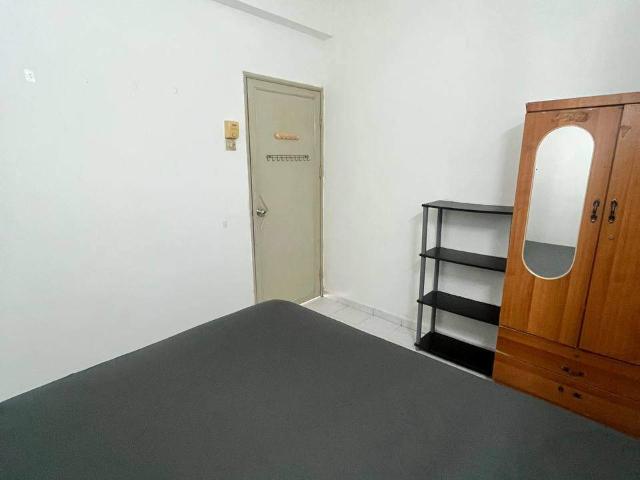 Room for rent in Kampung Perlis, George Town