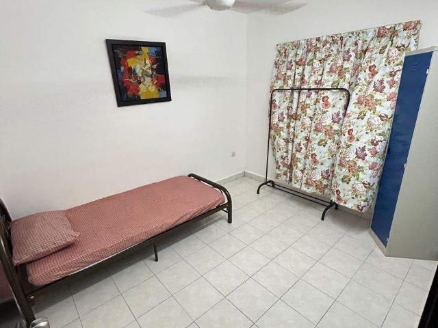 Room for rent in Petaling, Damansara Damai