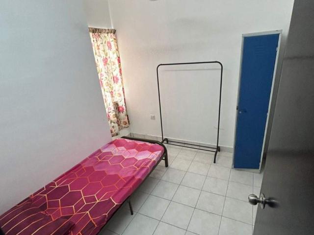 Room for rent in Petaling, Damansara Damai