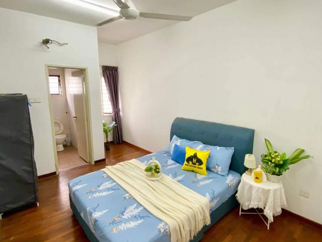 Room for rent in Petaling, Subang Jaya