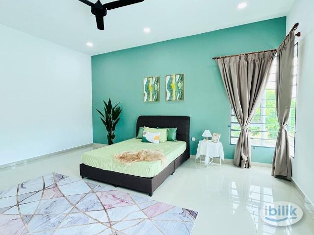 Room for rent in Sendayan Village, Negeri Sembilan