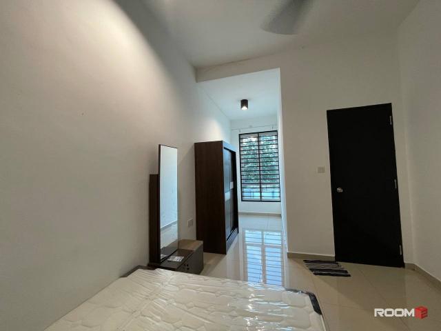 Room for rent in Sendayan Village, Negeri Sembilan