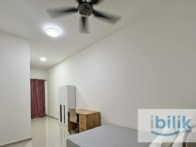 Room for rent in Sendayan Village, Negeri Sembilan