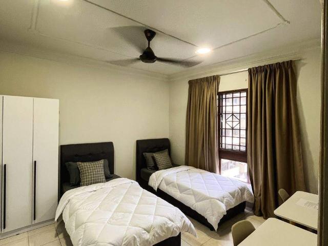 Room for rent in Petaling, Damansara Damai