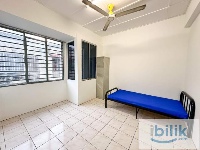 Room for rent in Country Heights Damansara, Kuala Lumpur