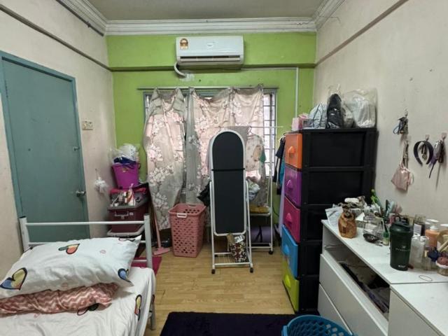 Room for rent in Country Heights Damansara, Kuala Lumpur