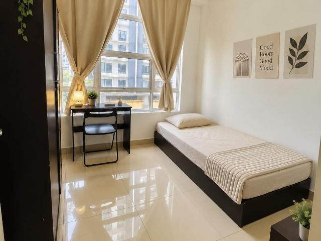 Room for rent in Tanjong Sepat, Selangor