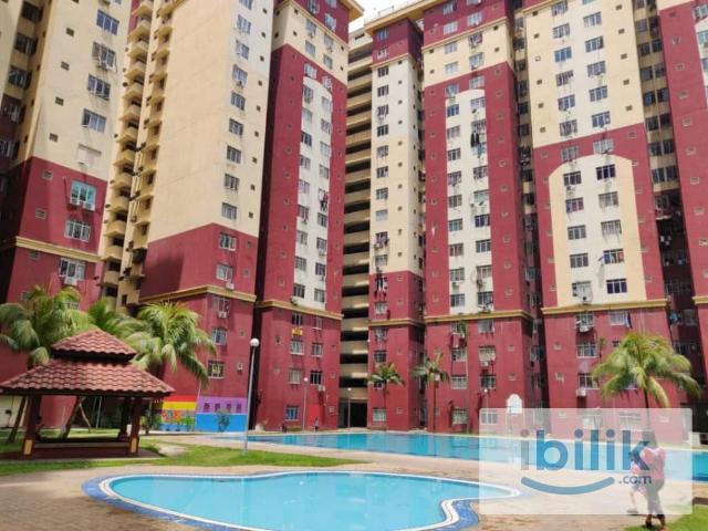 Room for rent in Petaling, Damansara Damai