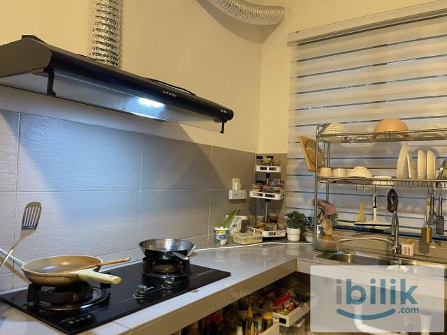 Room for rent in Petaling, Alam Impian