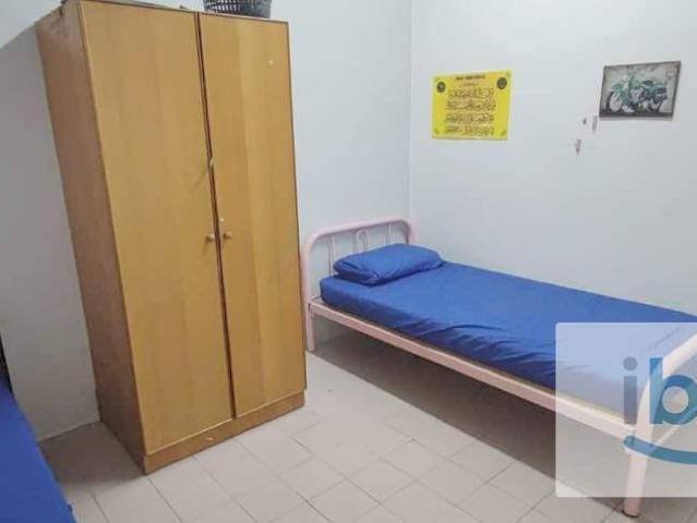 Room for rent in Taman Putra, Majlis Perbandaran Ampang Jaya