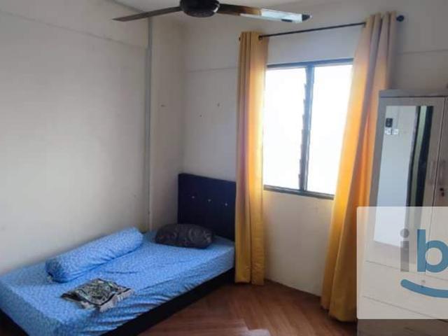 Room for rent in Wellesley, Penang
