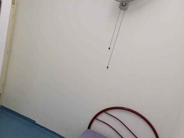 Room for rent in Taman Balakong Jaya, Majlis Perbandaran Kajang