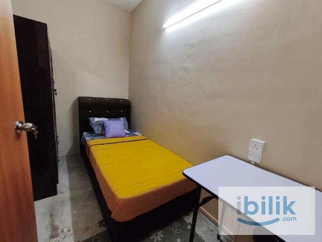 Room for rent in Mukim 13, Georgetown