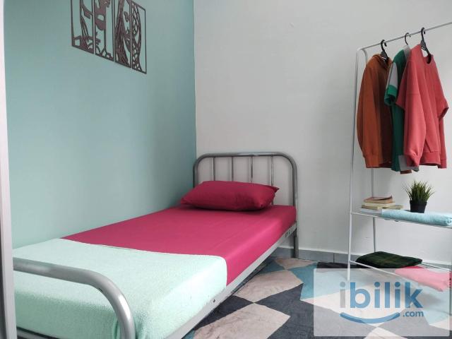 Room for rent in Petaling, Damansara Damai