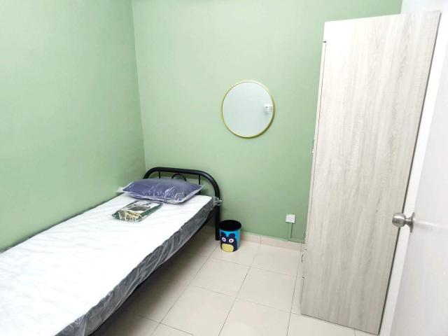 Room for rent in Petaling, Damansara Damai