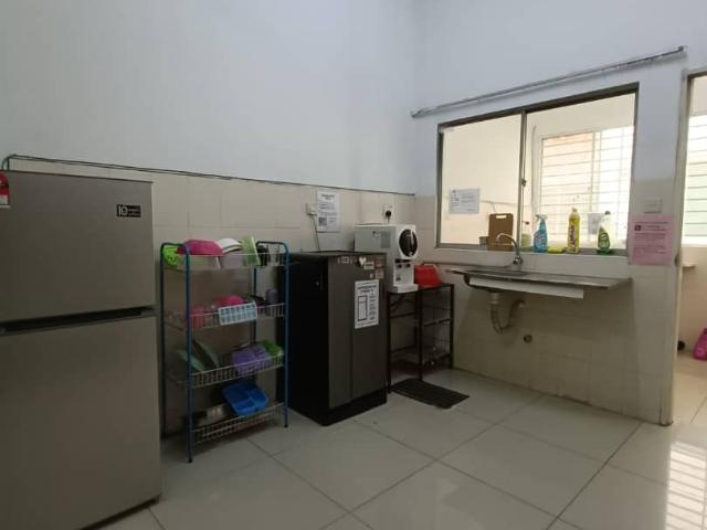 Room for rent in PJU 6, Petaling Jaya