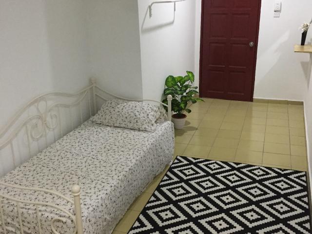 Room for rent in Tanjong Sepat, Selangor