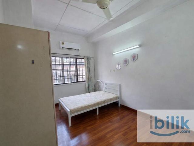 Room for rent in Petaling, Subang Jaya