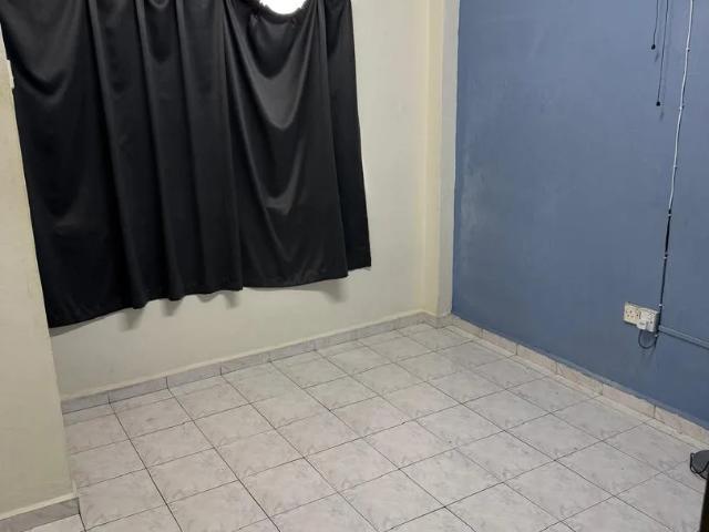 Room for rent in Country Heights Damansara, Kuala Lumpur