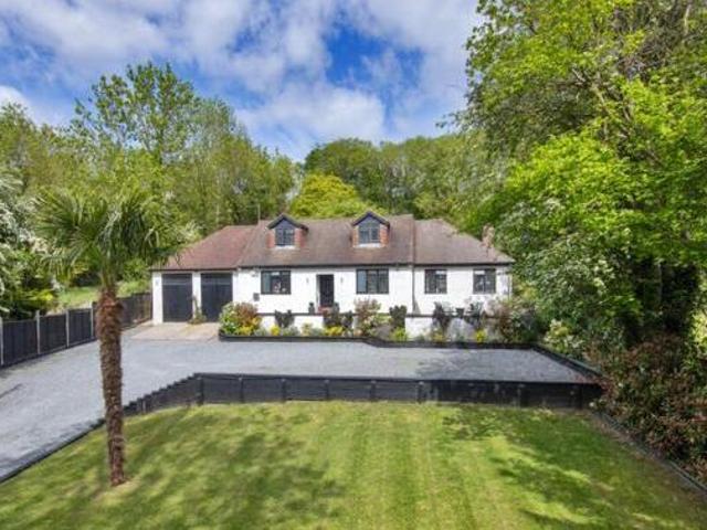 House for sale in Lyons, Greater London