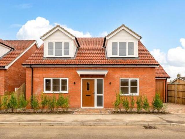 House for sale in Brayford, Lincolnshire