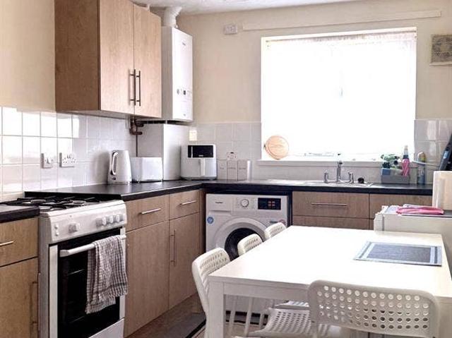 Room for rent in London Borough of Barking and Dagenham, Greater London