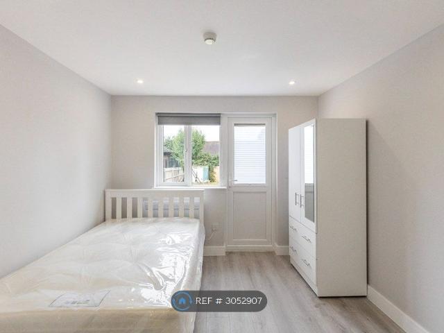 Studio for rent in London Borough of Lewisham, Greater London