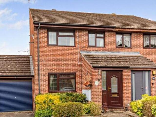 House for sale in Thatcham, West Berkshire