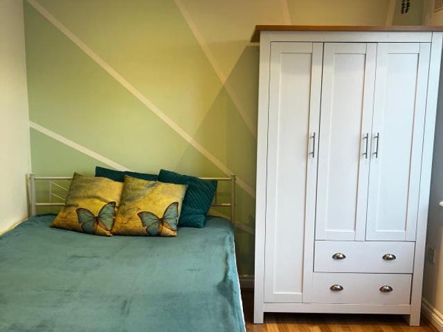 Studio for rent in Hendon Central, The Hyde
