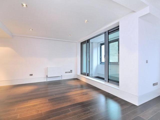Apartment for rent in Covent Garden, Greater London