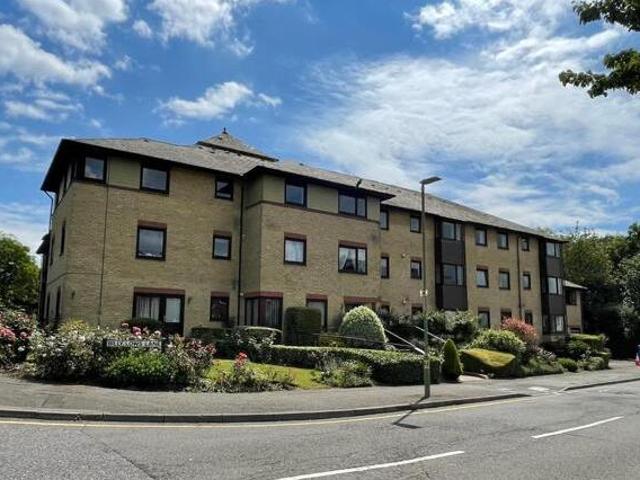 House for sale in Potters Bar, Isle Of Man